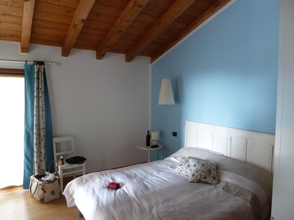 B&B Il Melograno Monzambano Δωμάτιο φωτογραφία